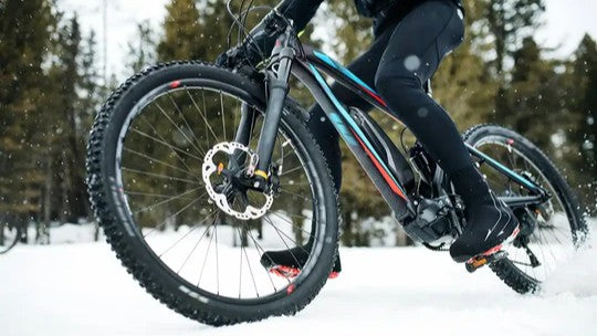 Mountainbike im Winter fahren: Tipps für eine angenehme & sichere Fahrt