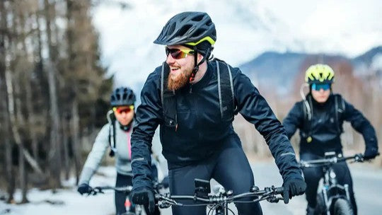 Radfahren im Winter: 10 Tipps für das Radfahren bei Eis und Schnee